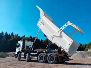 Nouveau camion benne Volvo FMX 500 D13 FML pour mines, 52 tonnes, transmission automatique, formule 8x4 - Product Image 5