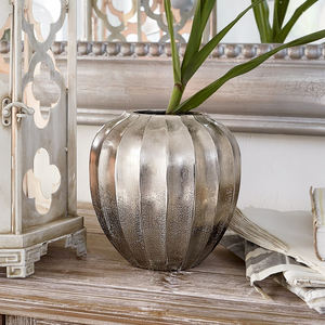 Silver Plating Handmade Decorative <b>Table</b> Flower Vase for Wedding Decorated High Quality Metal Flower Vase for Living Room - Product Image 3
