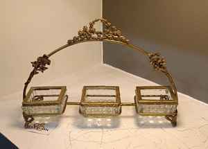 Decor <b>Glass</b> <b>Bowl</b> With Stand custom Shape <b>Serving</b> <b>Bowl</b> with Brass antique finished for Wedding Decor - Product Image 5