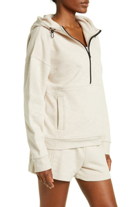 ชุดกางเกงขาสั้นมีฮู้ดสำหรับผู้หญิงชุดกางเกงขาสั้นแบบลำลองสองชิ้นเหนือเข่าแห้งเร็วระบายอากาศได้ดีดีไซน์ตามสั่งใหม่ล่าสุด - Product Image 3