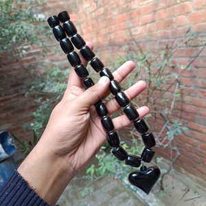 Collier ras du cou en résine multicolore, modèle cœur, design ange, fait à la main, élégant, bijoux de mode pour un look moderne - Product Image 3