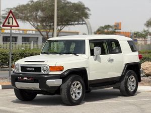 Nuevo/Usado Toyota FJ Cruiser 2023 Transmisión Automática SUV/Crossover Potencia 355 HP - Product Image 6