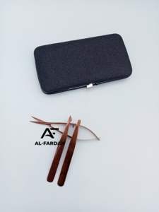 Pince à épiler couleur or rose avec lame affûtée, ciseaux à ressort, pointe inclinée, pointe carrée, logo personnalisé, pour l'épilation des sourcils - Product Image 3