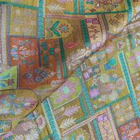 Tela de marfil Jacquard de viscosa pura con patrón impreso para bordado Kothi Kurta ropa indooccidental, etc.