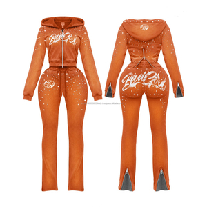 Conjunto de Sudadera con Capucha y Pantalones Deportivos para Mujer, Personalizado, de Alta Calidad, Ecológico, de Algodón Blanco, con Pedrería, Cierre Completo, Corte Ajustado - Product Image 3