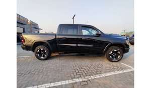 USADO 2024 AWD Motor Diésel de 4.5L de Aspiración Natural Automático con Cámara 360°, Techo Solar Panorámico, Asientos de Cuero, Pickup 400PS 6 - Product Image 3