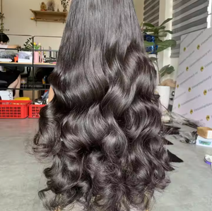 Les Perruques de Cheveux Humains Ondulés Perruques de Cheveux Humains Océan Vietnamien Ondulé Cheveux Humains Vietnamiens Sans enchevêtrement Sans Perte - Product Image 1