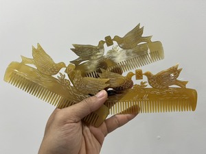Vietnam Horn Comb with Natural Patterns Each Piece Unique for Boutique and Premium Spa Use - Product Image 2