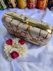 Combo de pochette et sacs à main de faveur de mariage Gajra Diwali cadeau de demoiselle d'honneur faveurs de mariage pakistanais sac à bandoulière pour les femmes - Product Image 2