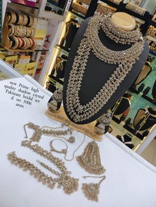 Conjunto de Collar para Mujer Chapado en Oro con Acabado Dorado, Joyería Hecha a Mano de Diseño Moderno para Compromiso, Boda, Fiesta, Estilo Étnico, Tercer Grado - Product Image 3