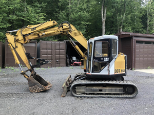 Mini pelleteuse hydraulique Caterpillar 307SSR d'occasion Pelleteuse sur chenilles de 8 tonnes Prix direct d'usine et engin de terrassement très vendu - Product Image 2