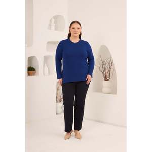 Pull en tricot basique pour femmes grandes tailles RMG, pull col rond bleu royal avec détail fendu, mélange de viscose pour l'automne et l'hiver - Product Image 5