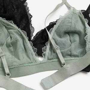 Prix de gros Legging et soutien-gorge pour femmes Logo personnalisé Legging pour femmes avec deux poches latérales et soutien-gorge - Product Image 4