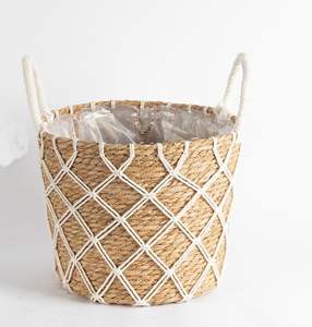 Panier en jacinthe d'eau fait à la main Bac de rangement décoratif léger et écologique personnalisable pour les acheteurs en gros - Product Image 5