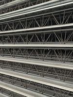 Barres de treillis en acier galvanisé de qualité supérieure 0,5 mm 1,2 mm pour la construction de bâtiments à ossature métallique – Vente en gros
