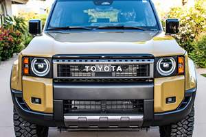 Toyota Land Cruiser 2024 de Alta Calidad, Primera Edición, Tracción 4x4 Permanente, Diferenciales Central y Traseros con Bloqueo - Product Image 4