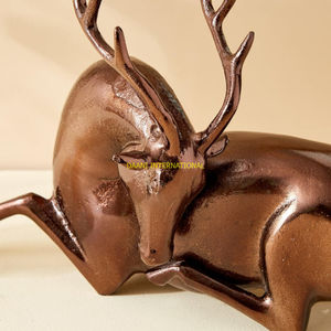 Bronze Animal Figurine Ensemble Moderne Antilope et Cerf Au Repos Sculpture De Luxe Décor À La Maison Résine Ornements Statues De Noël - Product Image 5