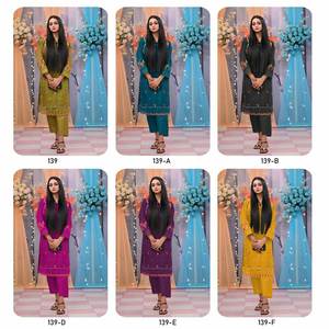 Les dames et les filles portent une robe en tissu organza doux deux pièces avec une taille plus prête à acheter - Product Image 6