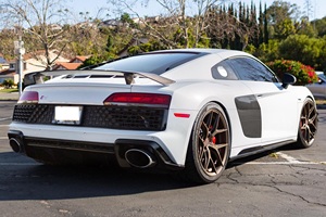 Elegante Audi R8 V10 Coupé 2020 - Product Image 5