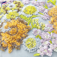 Tissu en maille fleurie multicolore haut de gamme, broderie exquise et paillettes pour robes de soirée pour femmes, mariages, textiles de maison