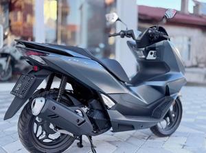 Ventas de motocicletas y scooters PCX 125 para 2025 disponibles para la venta y listos para exportar - Product Image 4