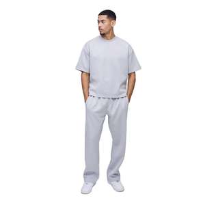 Conjunto Deportivo de Verano para Hombre OEM, Camiseta Holgada de Manga Corta y Pantalones Deportivos Transpirables para Entrenamiento - Product Image 4