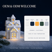 Porte-bougie en porcelaine blanche en forme de maison de Noël, lanterne LED, lampe de nuit en céramique faite à la main, décoration d'intérieur, cadeau de fête, OEM ODM, logo personnalisé