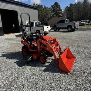 Tractor Kubota BX2380 Multifuncional 4x4, Nuevo, Tractor Agrícola con Motor, Bomba, Caja de Cambios y Rodamientos - Product Image 5