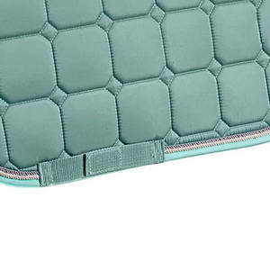 Almohadilla de malla transpirable para equitación, tela de silla de montar de alto rendimiento que absorbe la humedad para eventos y trabajo intensivo de salto. - Product Image 3