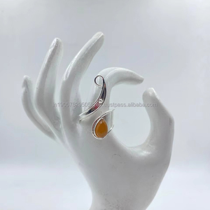 Anillo de plata esterlina 92,5 para mujer estilo bohemio hecho a mano - Product Image 1