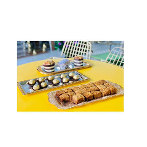 Assiette décorative au design moderne Décor de table à manger Plateaux de serveur de nourriture avec poignée de créateur au prix le plus bas - Product Image 4