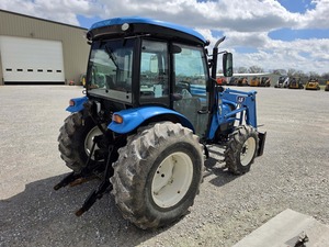 รถแทรกเตอร์มือสองราคาถูก ปี 2019 รุ่น LS XU6168 Deutz Fahr ขับเคลื่อน 4 ล้อ 80 แรงม้า สำหรับใช้งานในฟาร์ม ผลผลิตสูง - Product Image 4