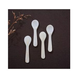 CUILLÈRE DE CAVIAR BLANC AU MEILLEUR PRIX EN COQUILLE DE NACRE-PRIX LE MOINS CHER LOGO PERSONNALISÉ CUILLÈRE DE COQUILLE DE MER BLANCHE - Product Image 5