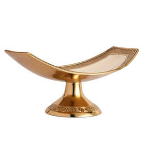 Centro de Mesa de Metal Dorado de Estilo Nórdico |   Plato Decorativo para Frutas con Borde de Llave Griega para Regalo de Boda - Product Image 5