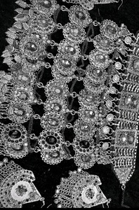 Ensemble de bijoux de collier respirant léger pour les mariages Ensembles de bijoux brodés à col complet artificiel haute performance - Product Image 2
