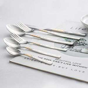 Tenedor y cuchillo de tendencia industrial, cubiertos chapados en oro, cubiertos húmedos de acero inoxidable, regalo de inauguración de la casa - Product Image 6