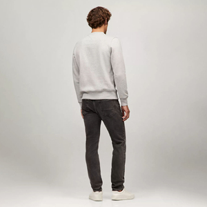 เสื้อสเวตเชิ้ตผู้ชายผ้าฟลีซเนื้อหนัก 100% ผ้าฝ้าย ผลิตตามสั่ง เป็นมิตรกับสิ่งแวดล้อม สำหรับฤดูหนาว รับผลิตแบบ ODM พิมพ์ลายนูน สีตามสั่ง - Product Image 4