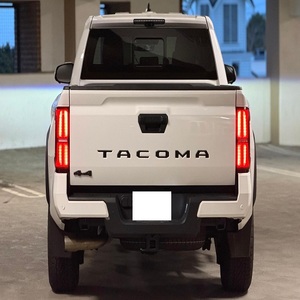 Toyota Tacoma TRD Off-Road Doble Cabina 4x4 2024 SUPER LIMPIA, Lista para Envío - Product Image 5