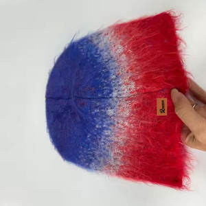 Gorros de mohair de invierno más vendidos, gorros cálidos y esponjosos de punto para clima frío hechos en Pakistán - Product Image 6