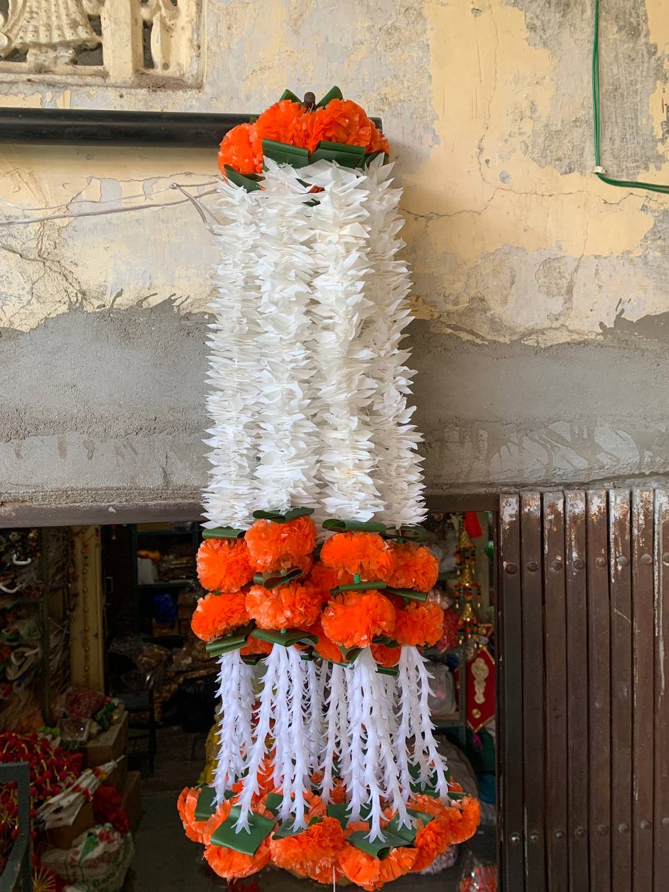 broom flower garland
