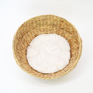 Maison pour animaux de compagnie tissée à la main en jacinthe d'eau confortable espace de repos naturel pour chats chiens petits animaux - Product Image 5