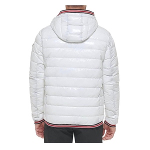 Chaqueta acolchada de alta calidad para hombre, abrigo de burbujas con logotipo personalizado de manga larga, ropa cómoda para exteriores, chaqueta de invierno elegante al por mayor - Product Image 2