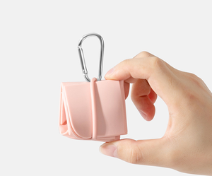 ELEVE - Tazón de Viaje Plegable de Silicona Impermeable para Mascotas, Tazón Plegable Antideslizante para Comida y Agua para Perros y Gatos con Mosquetón - Product Image 4