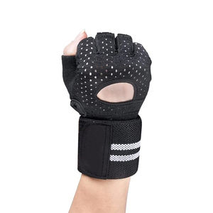 Gants de fitness en cuir respirants demi-doigts antidérapants pour hommes et femmes pour l'haltérophilie Top Seller Sports Gym Workout Gloves - Product Image 4