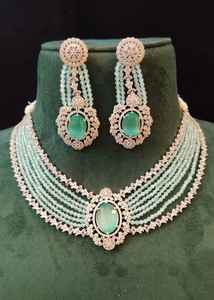 Ensemble collier et boucles d'oreilles plaqué or de qualité supérieure, rouge royal, pour soirée, bijoux tendance - Product Image 5