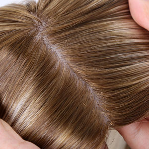 Extensiones <span class=keywords><strong>de</strong></span> Cabello <span class=keywords><strong>de</strong></span> Lujo con Clip, Topper <span class=keywords><strong>de</strong></span> Seda 7x8 <span class=keywords><strong>de</strong></span> 18 Pulgadas, Color Castaño Ceniza con Reflejos Plateados, 150% <span class=keywords><strong>de</strong></span> Densidad para una Cobertura Total y Cabello Voluminoso - Product Image 6