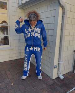 ชุดวอร์มสองชิ้นมีฮู้ดและกางเกงวอร์มประดับพลอยเทียมแบบกำหนดเอง - Product Image 6