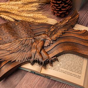 Drapeau américain avec aigle à tête blanche Art mural en bois, décor patriotique en bois sculpté en 3D pour la maison et le bureau, arrangement de table - Product Image 5