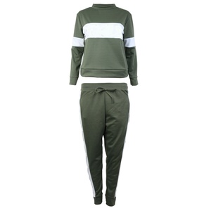 Logo personnalisé de fourniture d'usine costumes de jogging ensembles de yoga femmes hiver football survêtement ensemble de bases, coton mélangé - Product Image 3
