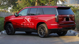 Cadillac Escalade Rossa, SUV di Lusso, Veicolo Elettrico per Passeggeri, Auto a Nuova Energia - Product Image 6